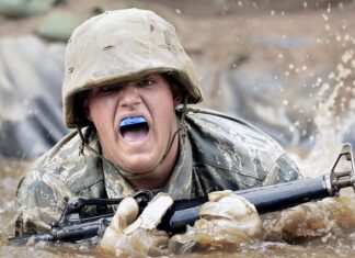 Co jest wyżej akademia czy uniwersytet?