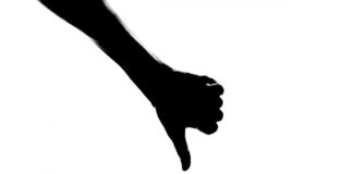 Kiedy pracownik może odmówić obsługi klienta?