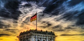 Do czego powinna dążyć polityka ekonomiczna Polski?