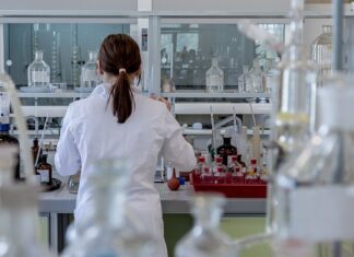 Jak przeprowadzić test Turinga? Jak przeprowadzić test Turinga?