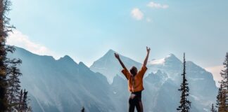 Jakie elementy powinien zawierać program nauczania?